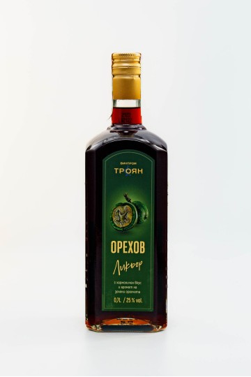 Орехов ликьор 0,70л. Рудолф Йелинек